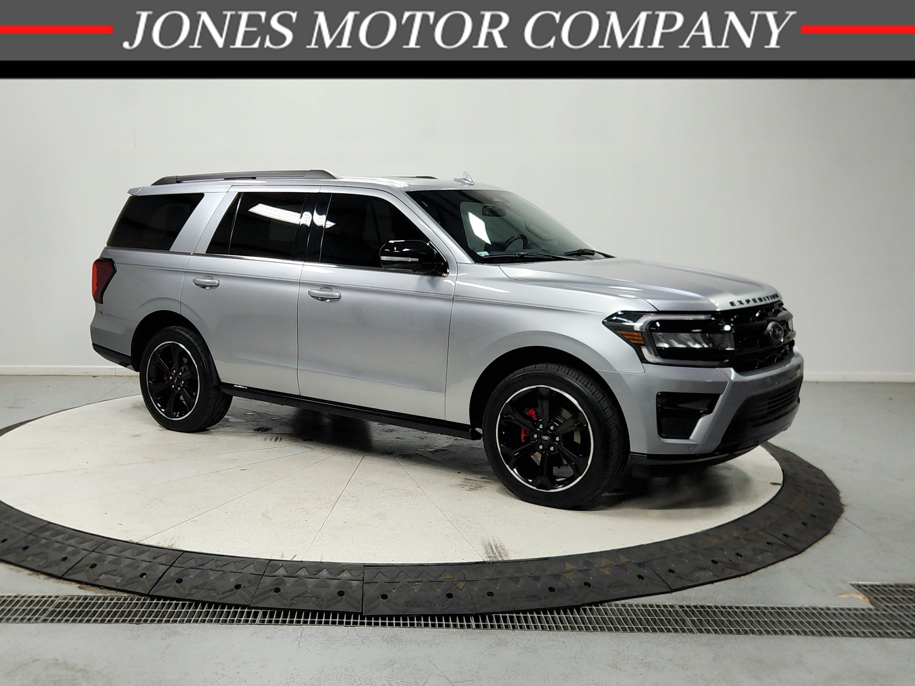 Used 2024 Ford Expedition Limited