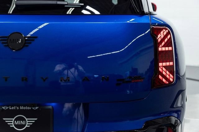 New 2026 MINI Cooper Countryman John Cooper Works w/ Comfort Package Max image 8