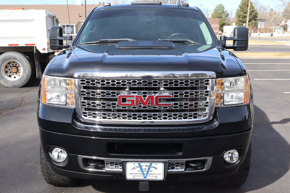 Used 2014 GMC Sierra 2500 Denali image 12