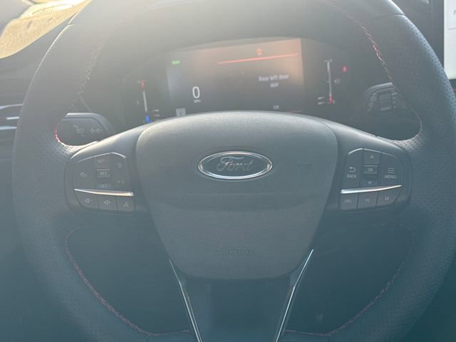 Used 2024 Ford Escape ST-Line Select w/ Tech Pack #1 image 17