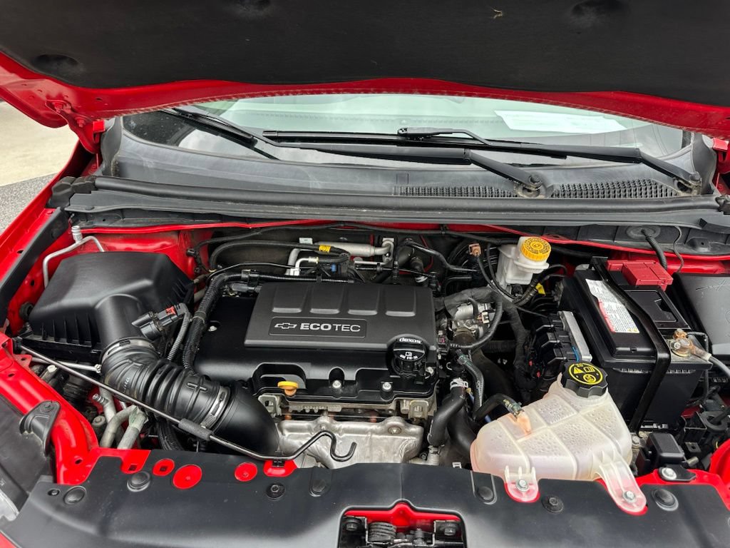 Used 2018 Chevrolet Sonic Premier FWD image 30