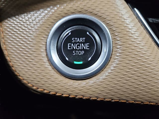 Used 2025 Chevrolet Equinox ACTIV w/ Safety and Technology Package image 26