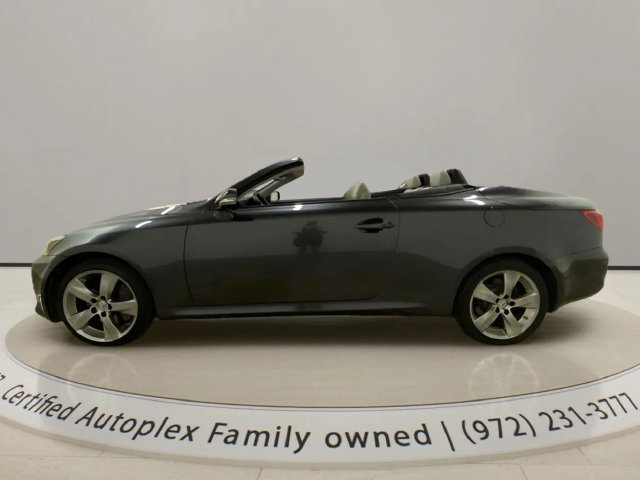 Used 2011 Lexus IS 350C w/ Luxury Pkg RWD image 4