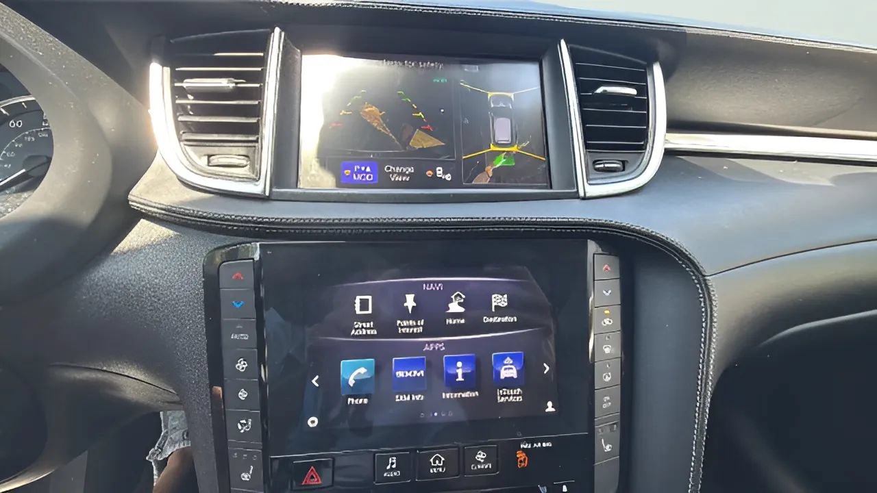 Used 2019 INFINITI QX50 Essential w/ Premium Heat Package AWD/4WD image 10