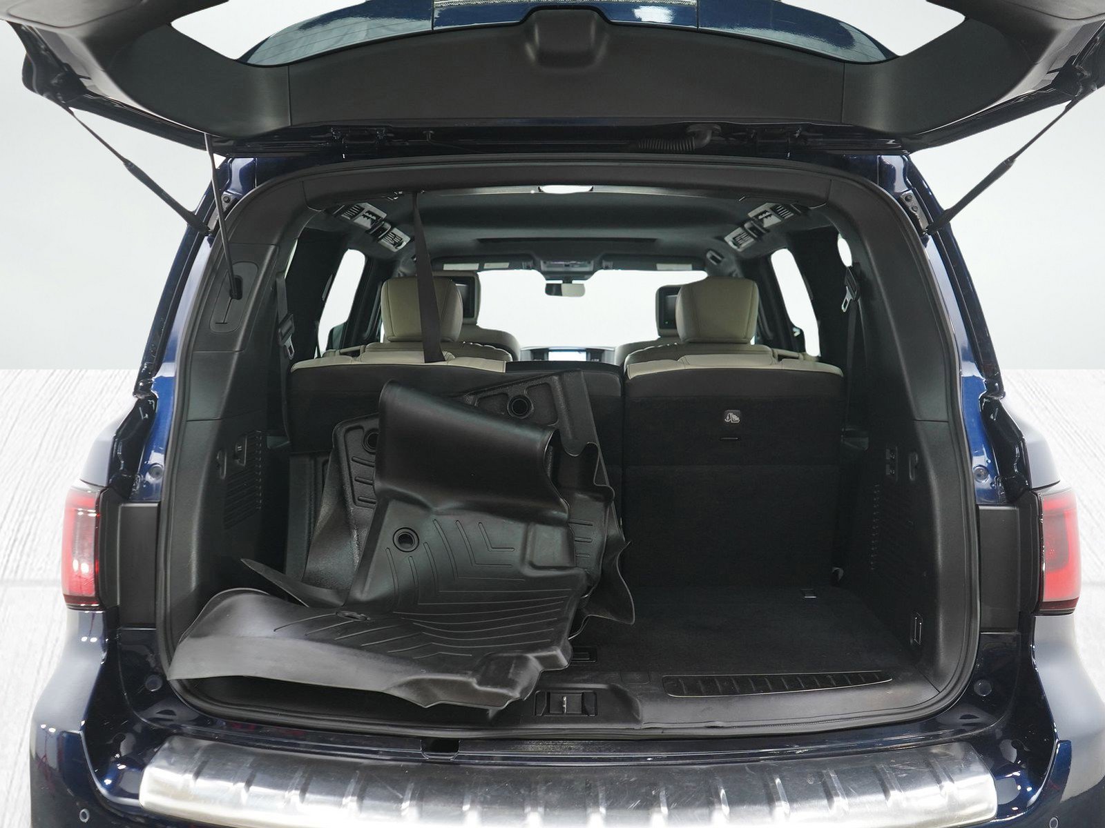 Used 2019 INFINITI QX80 Limited AWD/4WD image 18