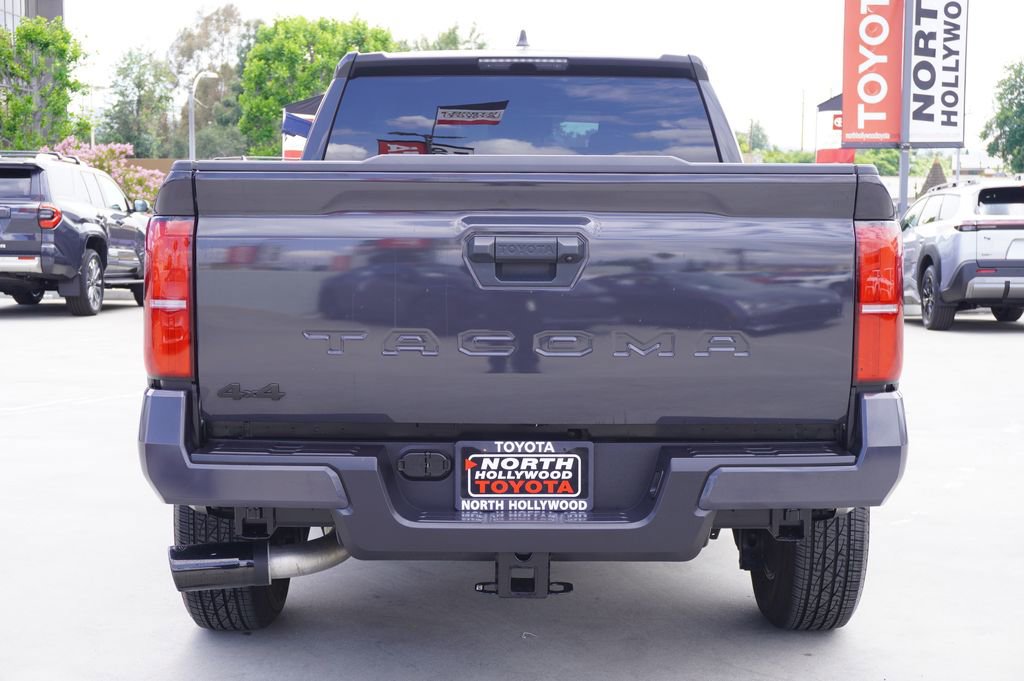 Used 2025 Toyota Tacoma SR5 AWD/4WD image 6