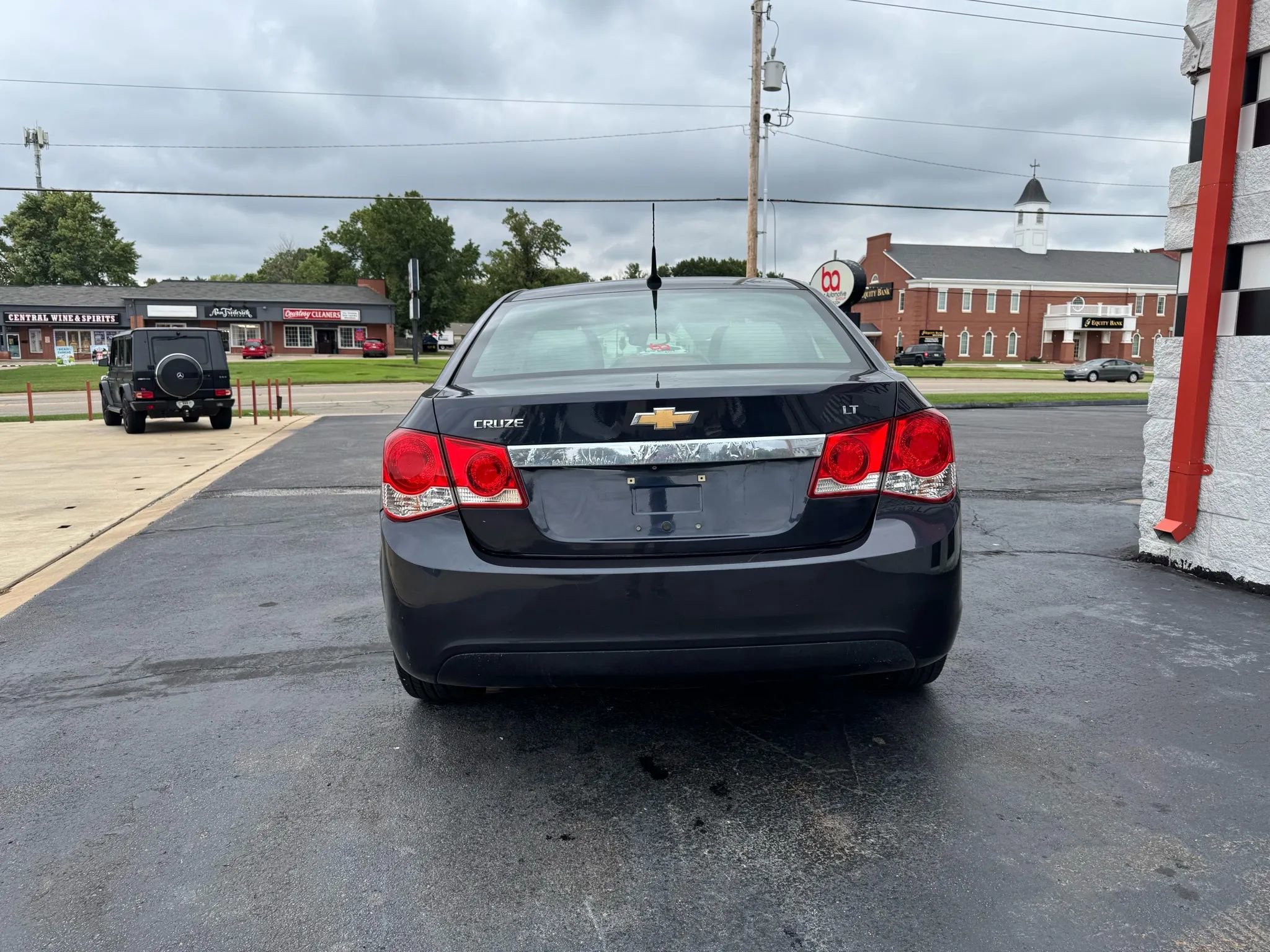 Used 2014 Chevrolet Cruze LT w/ Technology Package image 4