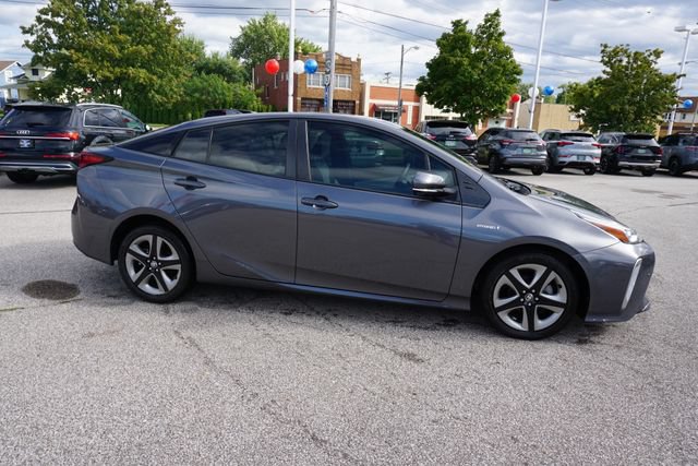 Used 2022 Toyota Prius XLE w/ Advanced Technology Package FWD video 3