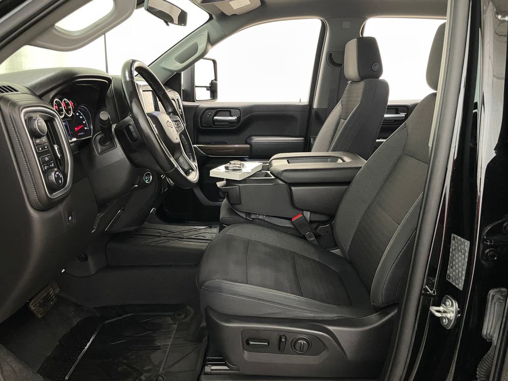 Certified 2019 Chevrolet Silverado 1500 LT w/ All-Star Edition image 7