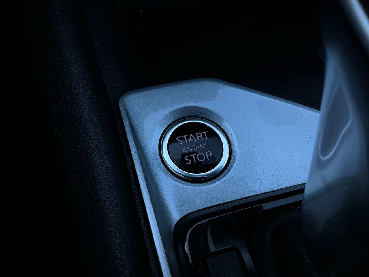 Used 2025 Nissan Altima 2.5 SV image 24