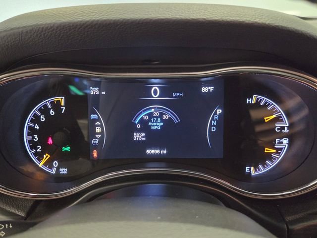 Used 2020 Jeep Grand Cherokee Laredo w/ 18" Wheel & 8.4" Radio Group image 24