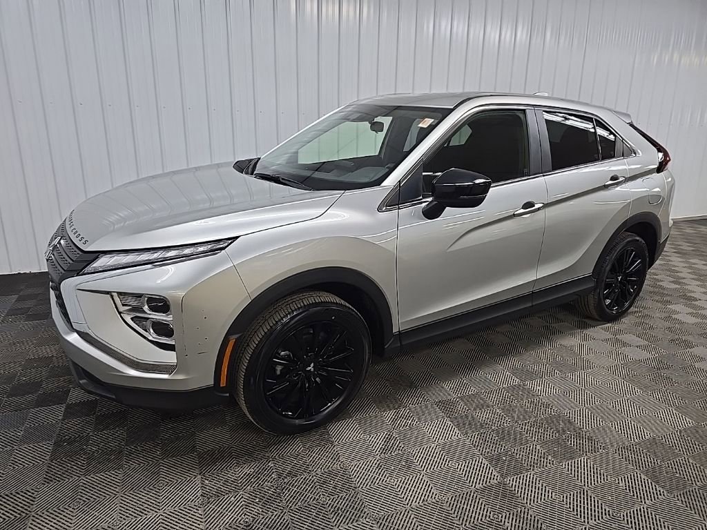 Used 2024 Mitsubishi Eclipse Cross LE AWD/4WD image 6