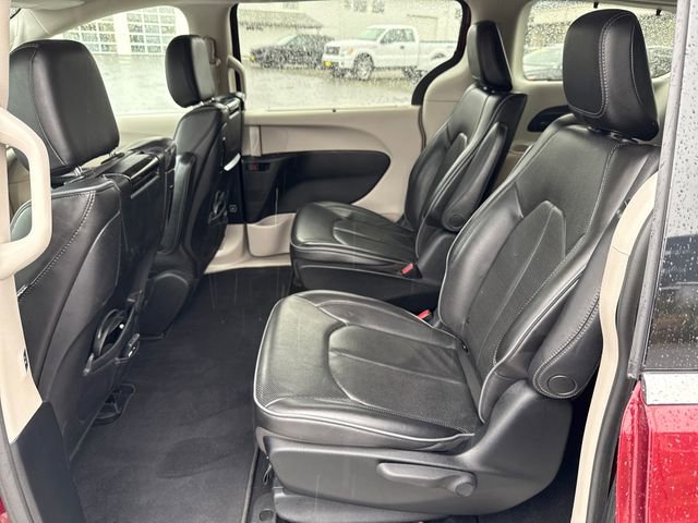 Used 2020 Chrysler Pacifica Limited w/ Advanced Safetytec Group image 19