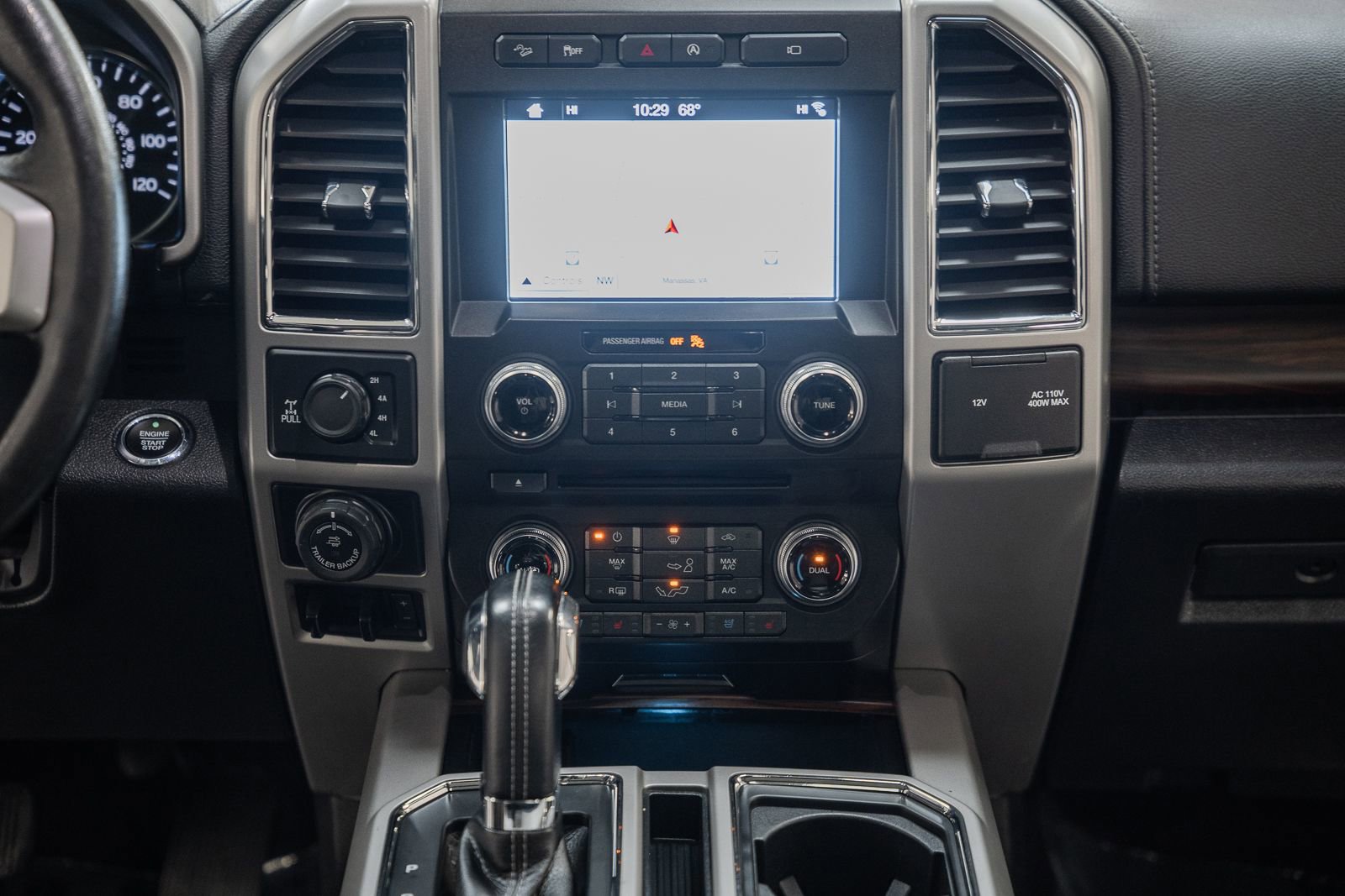 Used 2017 Ford F150 Lariat w/ Equipment Group 502A Luxury image 28