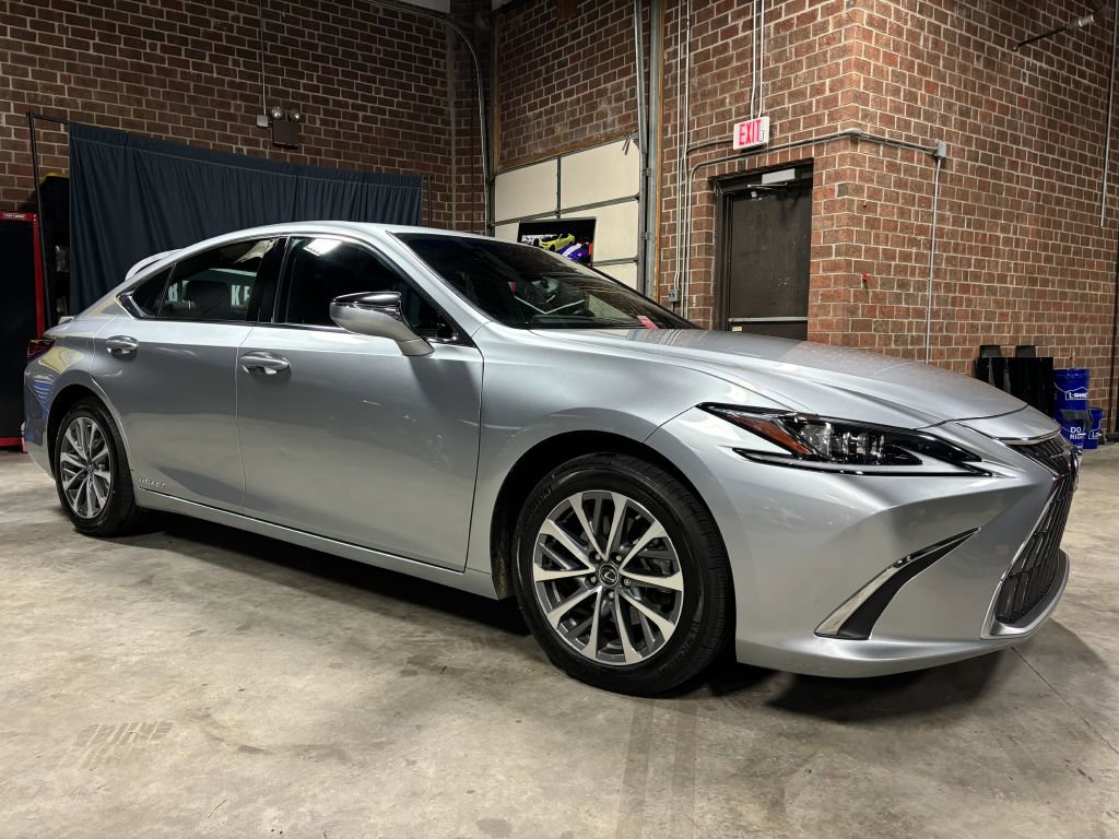 Used 2022 Lexus ES 300h w/ Premium Package FWD image 14