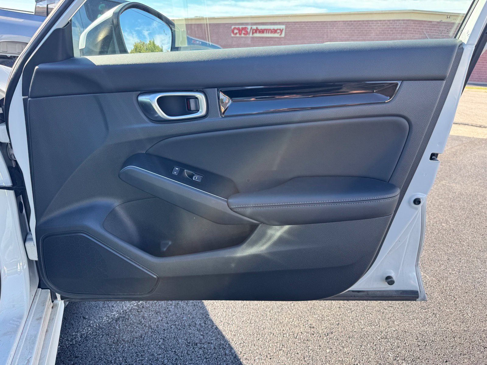 Used 2024 Honda Civic Touring image 31