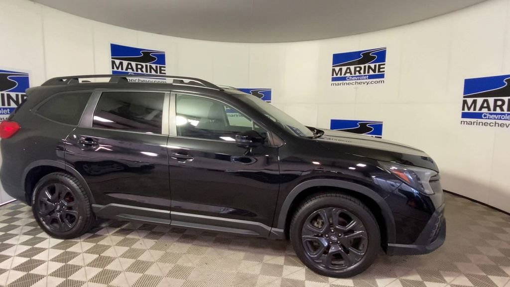 Used 2023 Subaru Ascent Onyx Edition Limited AWD/4WD image 3