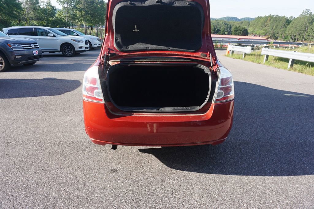 Used 2011 Nissan Sentra 2.0 SL w/ Navigation Pkg FWD image 12
