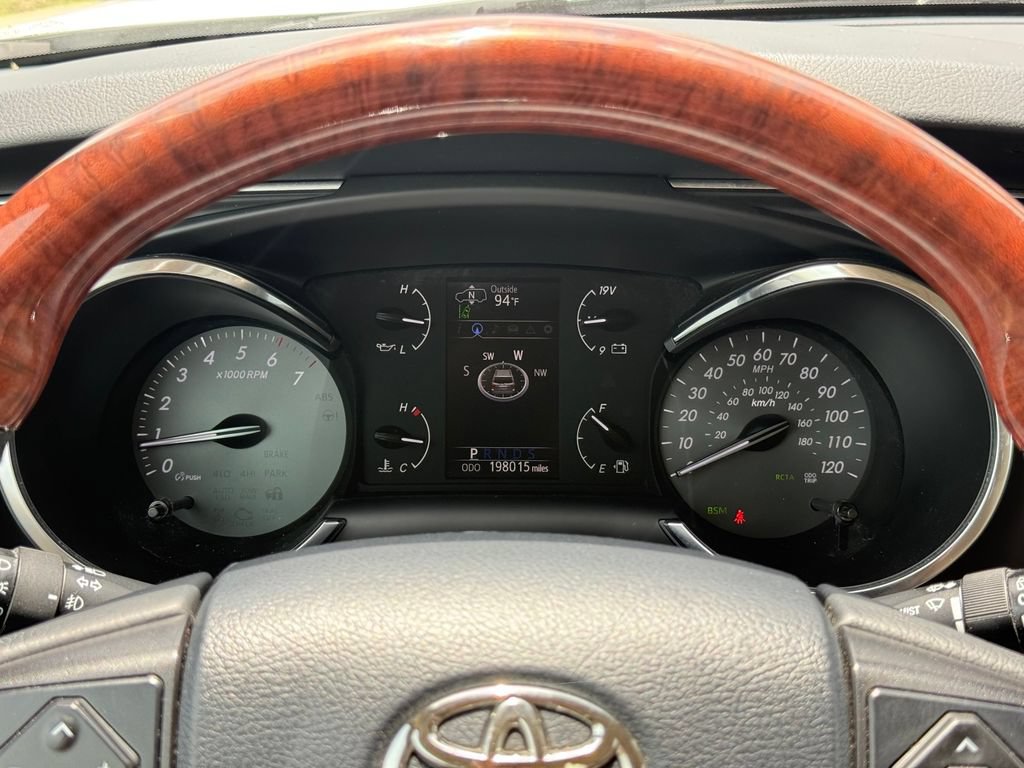 Used 2018 Toyota Sequoia Platinum RWD image 15