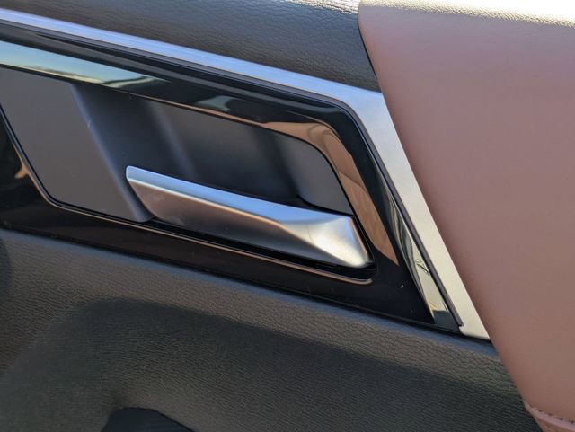 New 2026 Mitsubishi Outlander SEL image 35