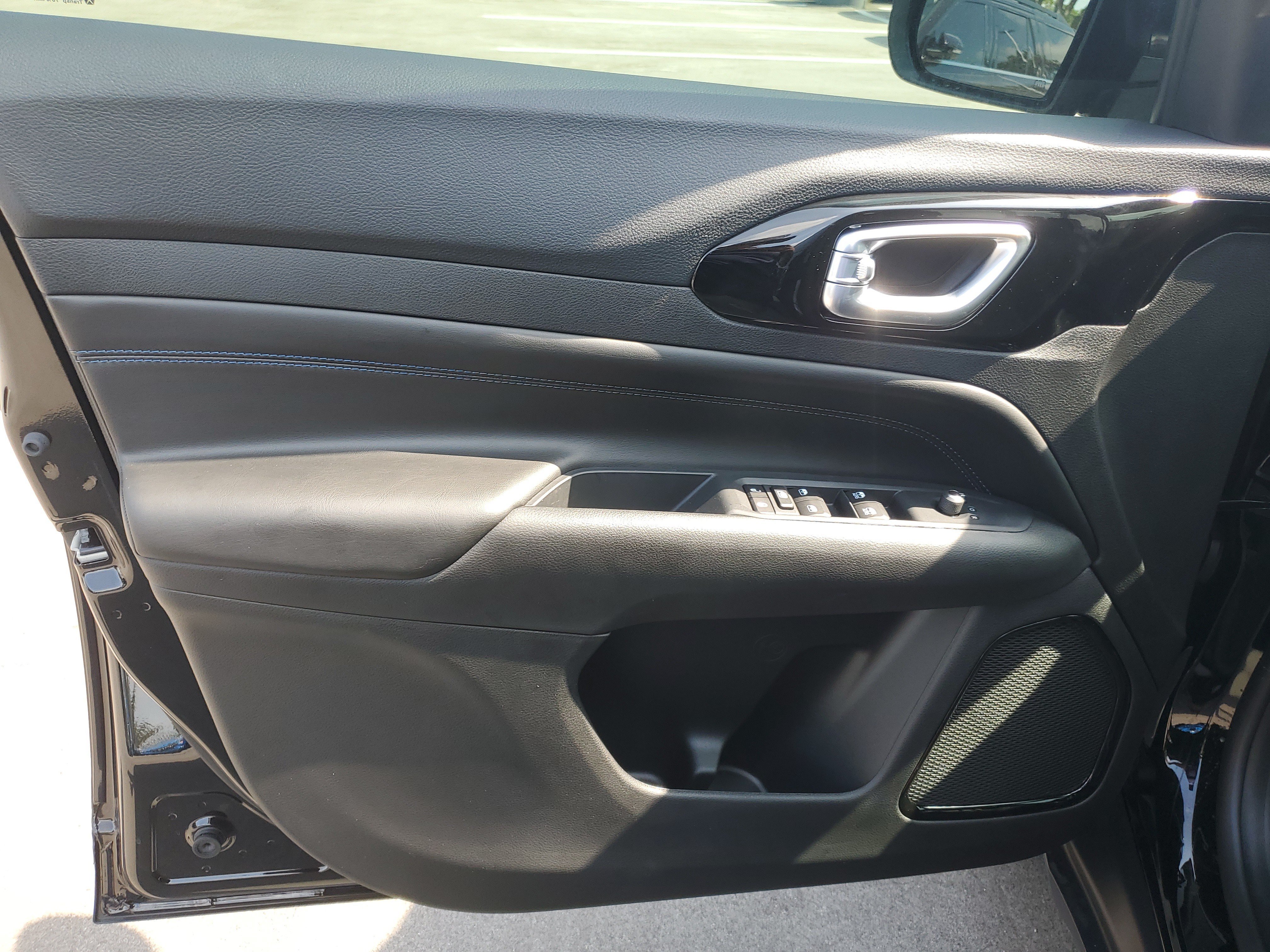 New 2026 Jeep Compass Latitude AWD/4WD image 10