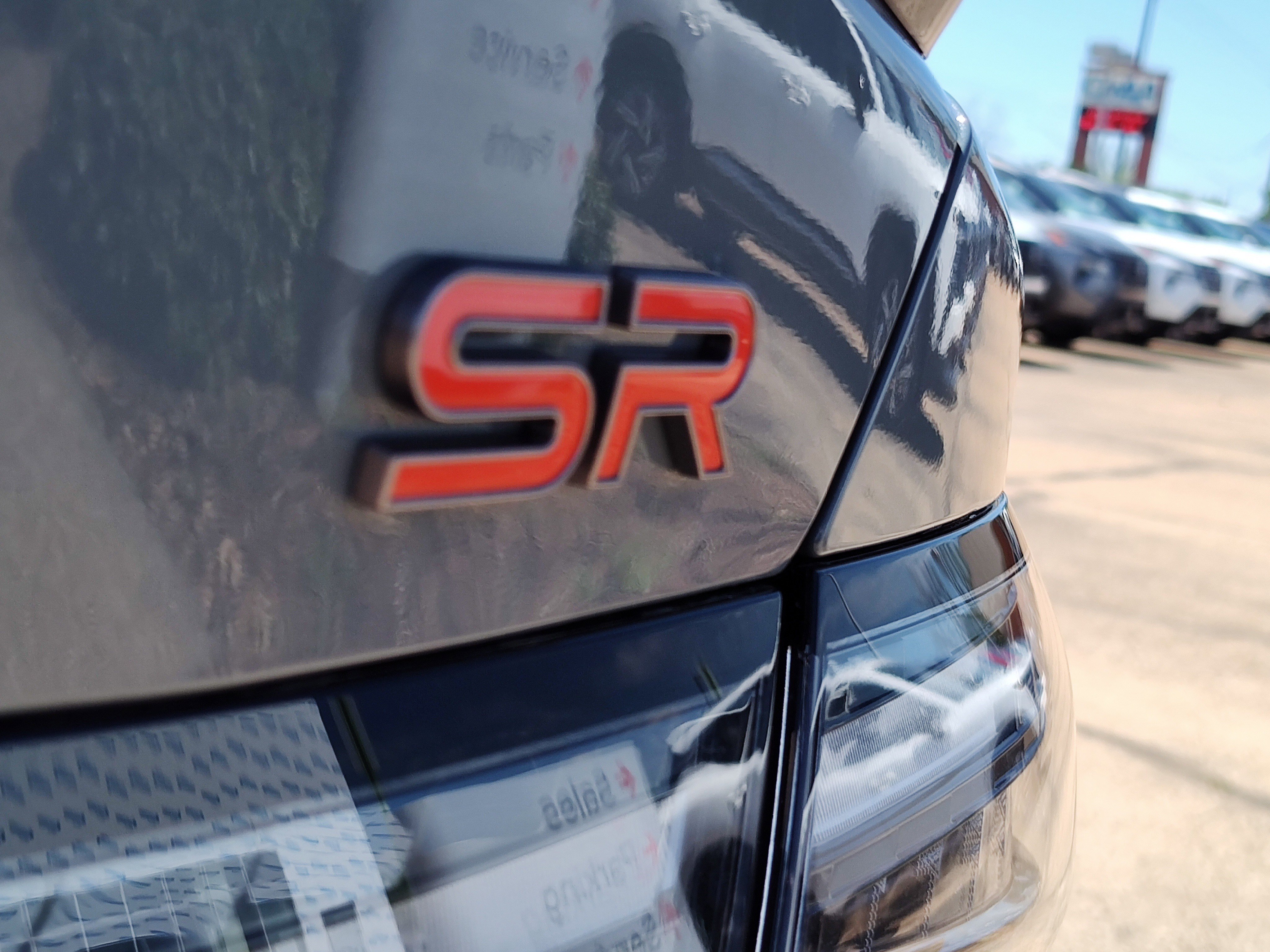 New 2026 Nissan Sentra SR FWD image 4