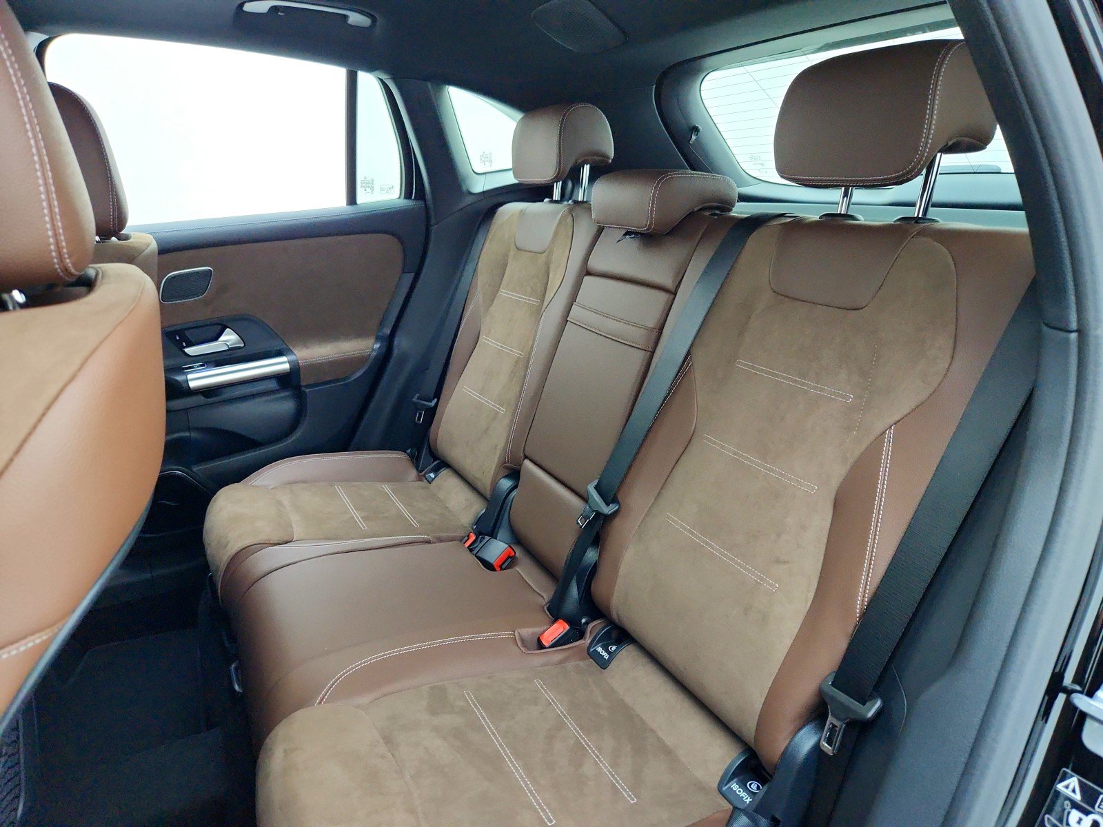 New 2026 Mercedes-Benz GLA 35 AMG 4MATIC image 18