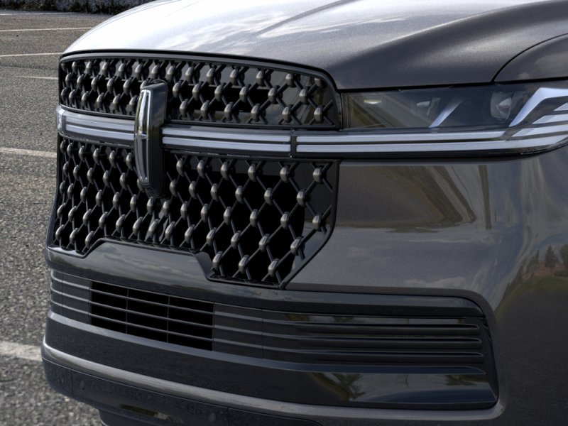 New 2026 Lincoln Navigator Black Label AWD/4WD image 17