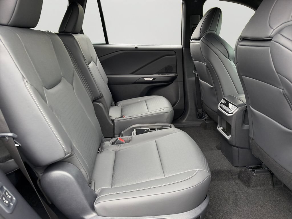 New 2026 Lexus TX 500h AWD image 6