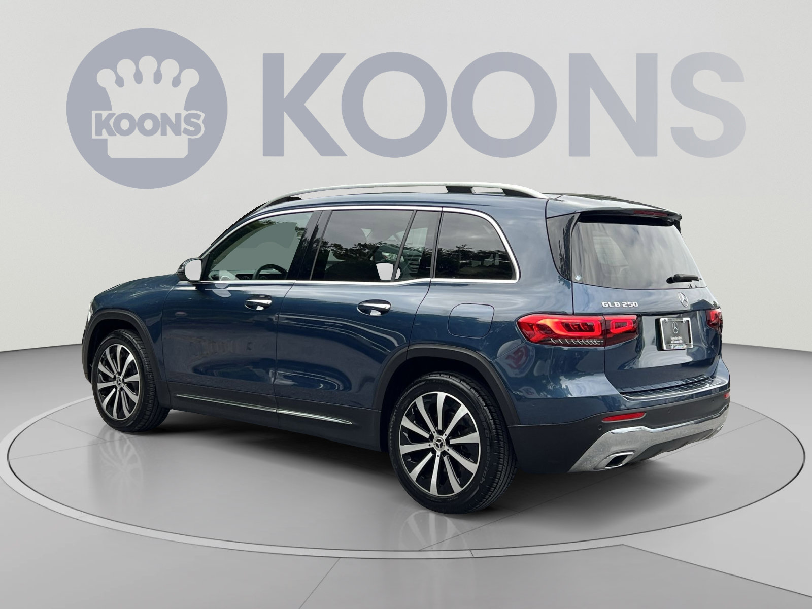 Used 2022 Mercedes-Benz GLB 250 image 8