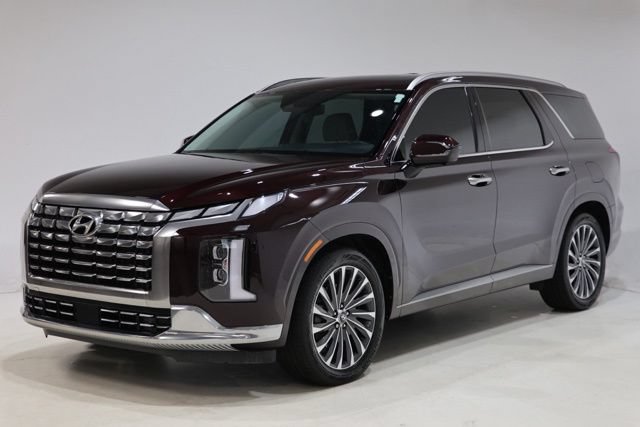 Used 2024 Hyundai Palisade Calligraphy AWD/4WD image 3
