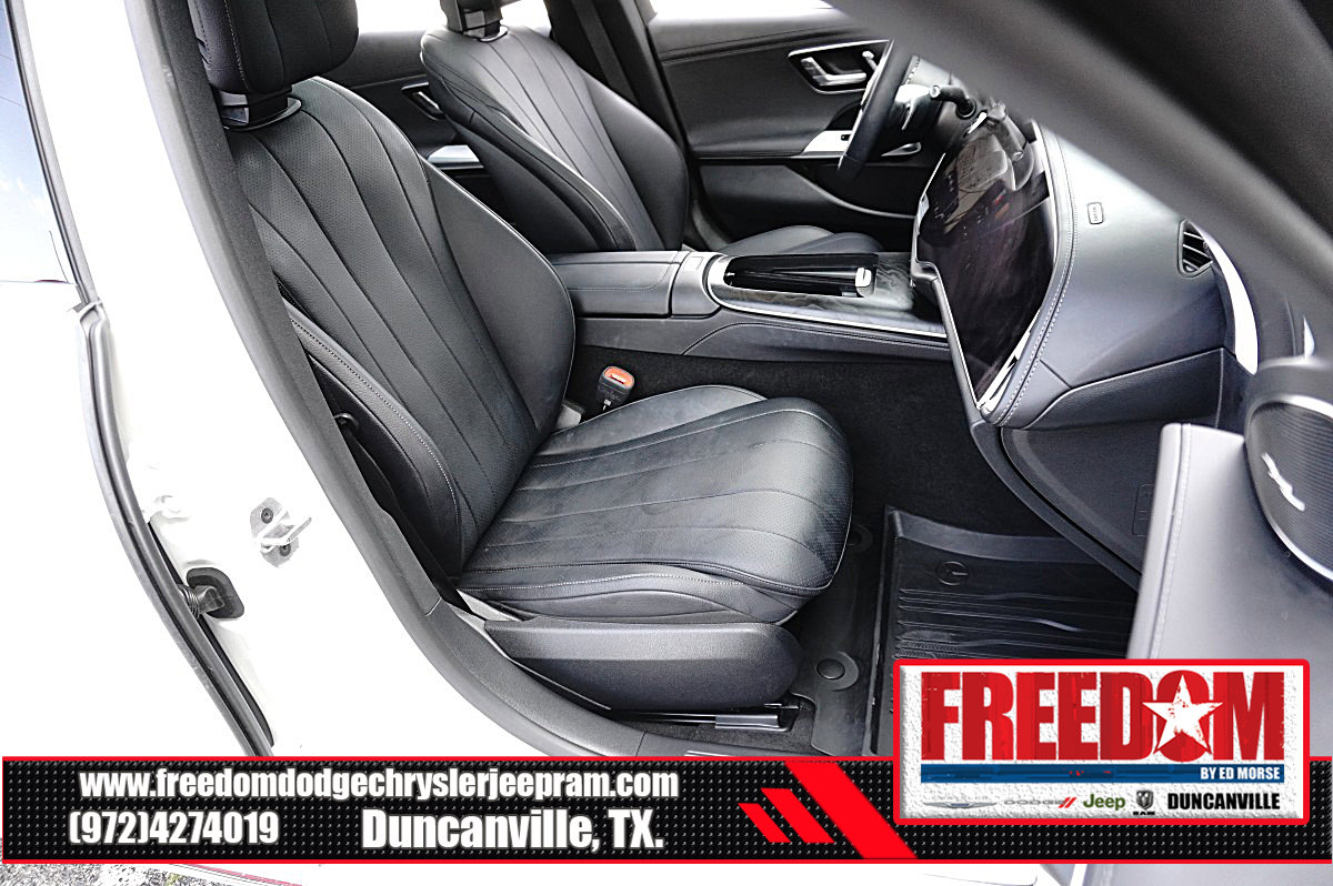 Used 2025 Mercedes-Benz E 350 Sedan image 15