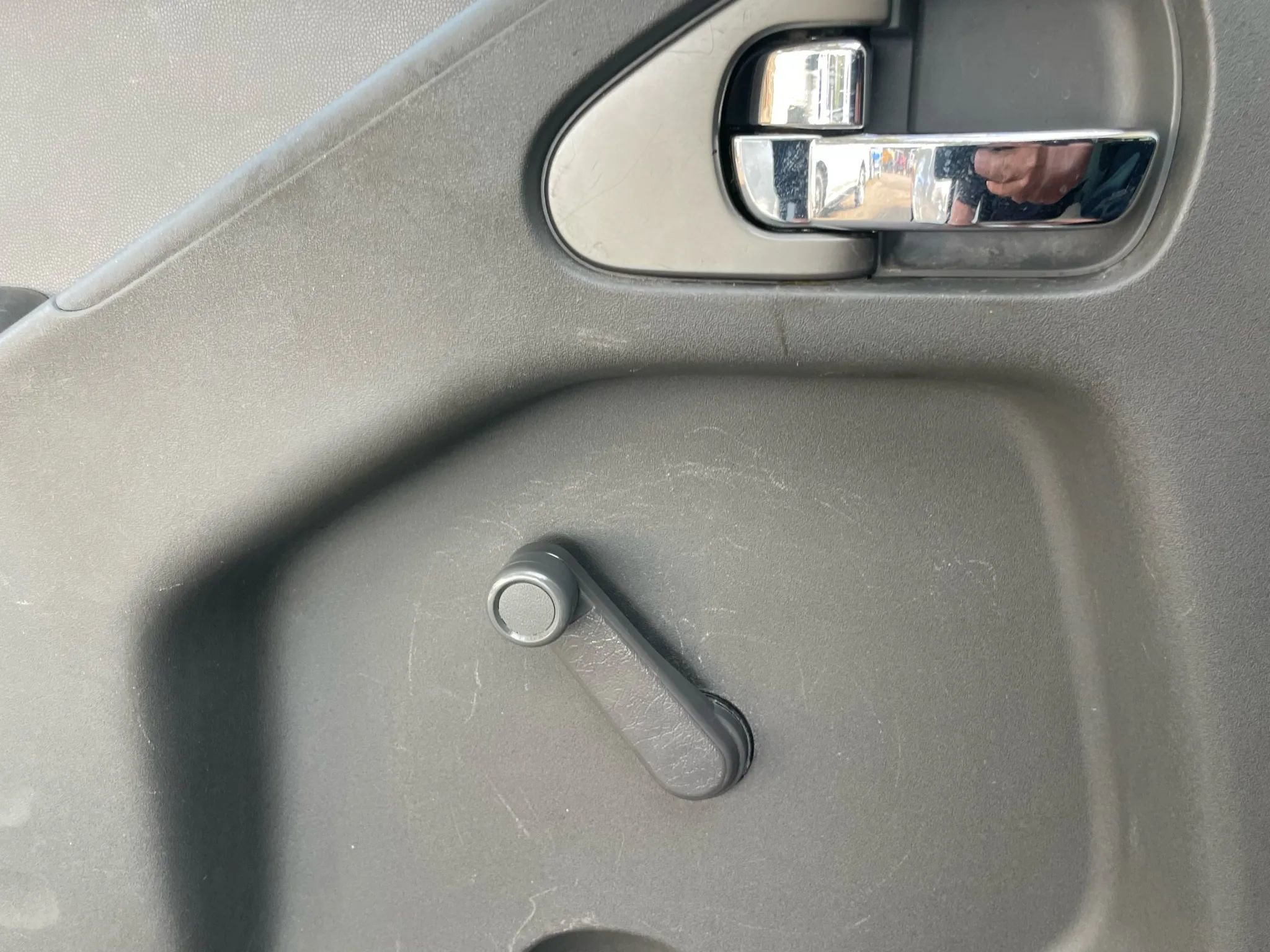 Used 2019 Nissan Frontier S image 9