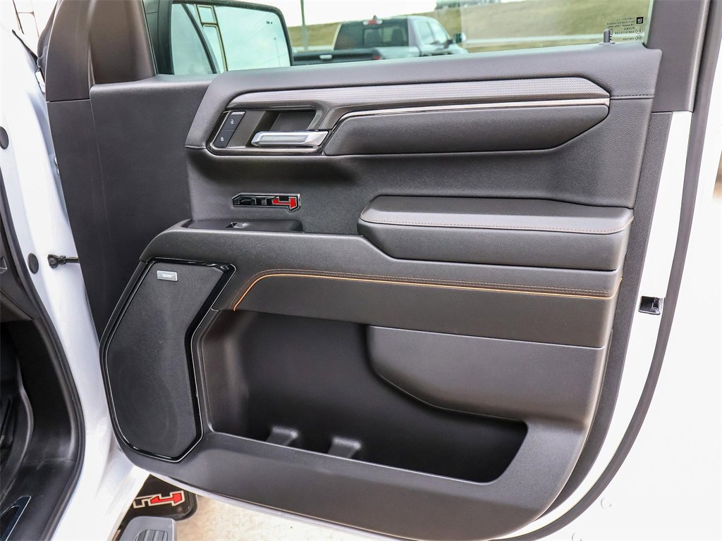 Used 2024 GMC Sierra 1500 AT4 w/ Technology Package image 21