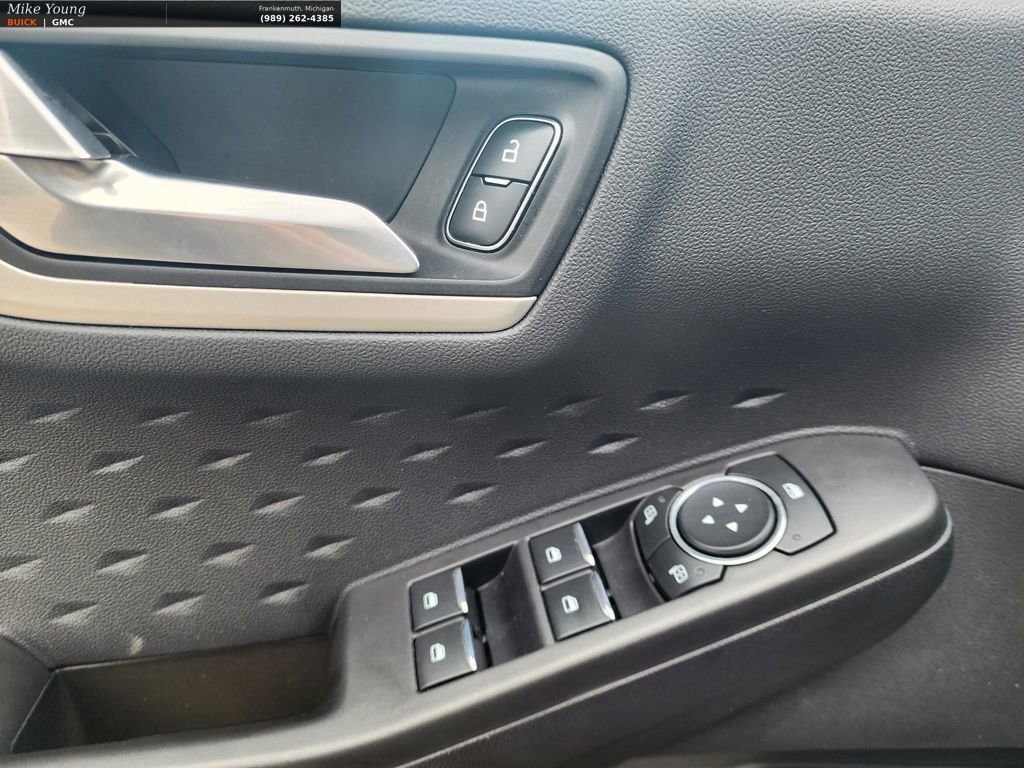 Used 2020 Ford Escape SE Sport image 21