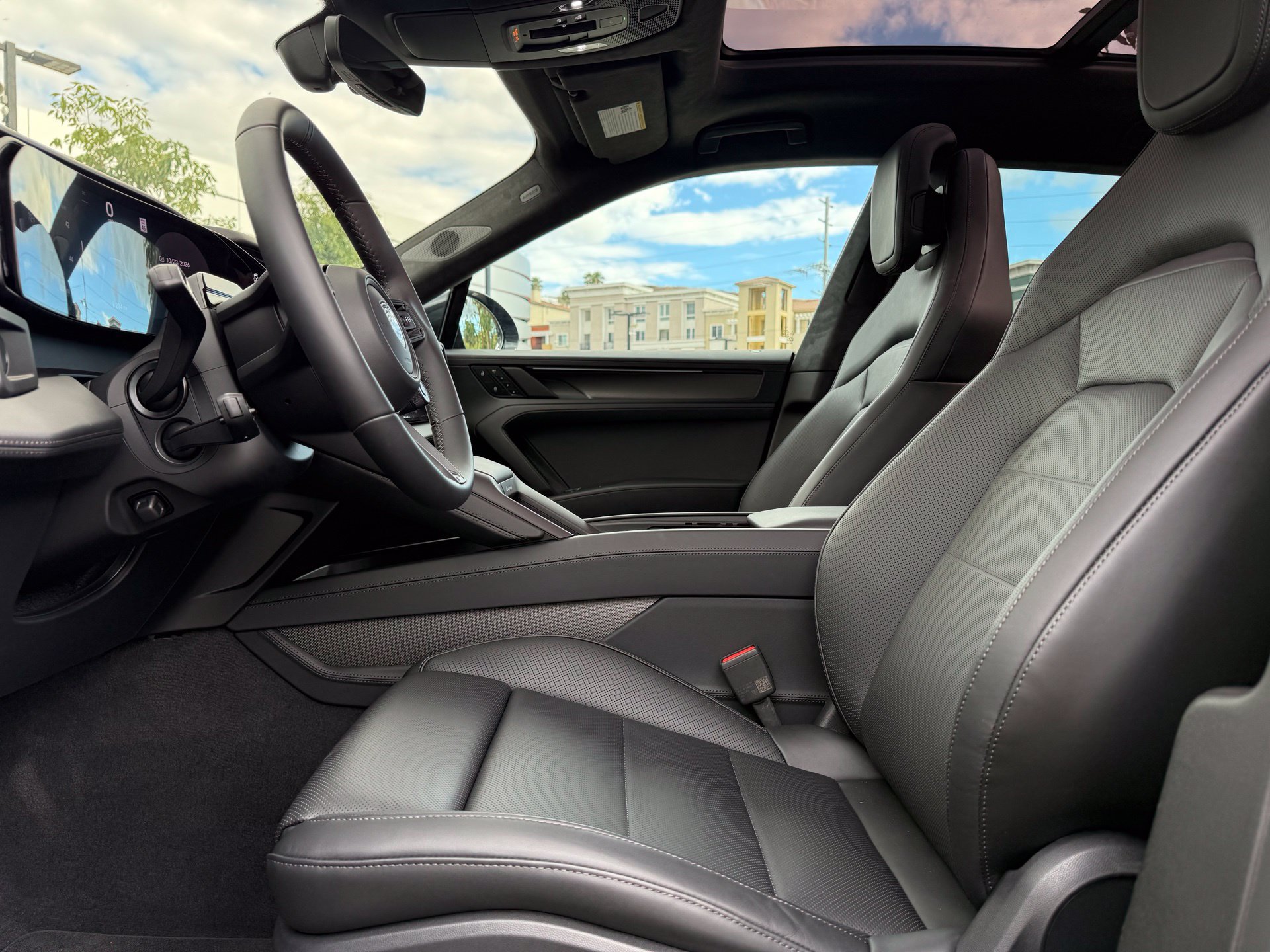 New 2026 Porsche Cayenne Turbo AWD/4WD image 13