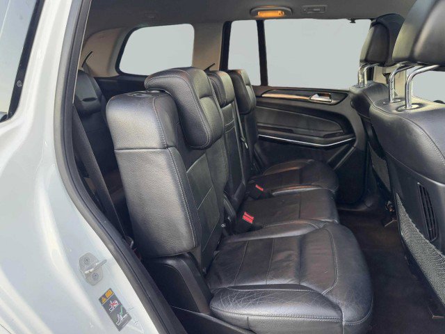 Used 2018 Mercedes-Benz GLS 550 4MATIC image 46