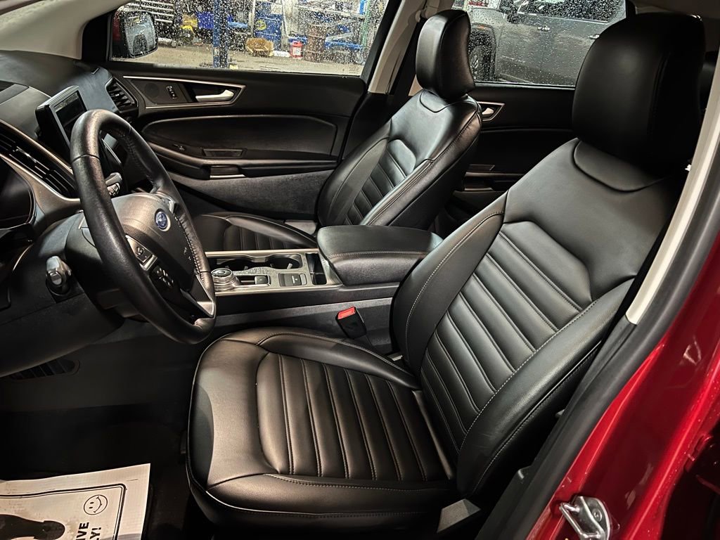 Used 2024 Ford Edge SEL AWD/4WD image 24