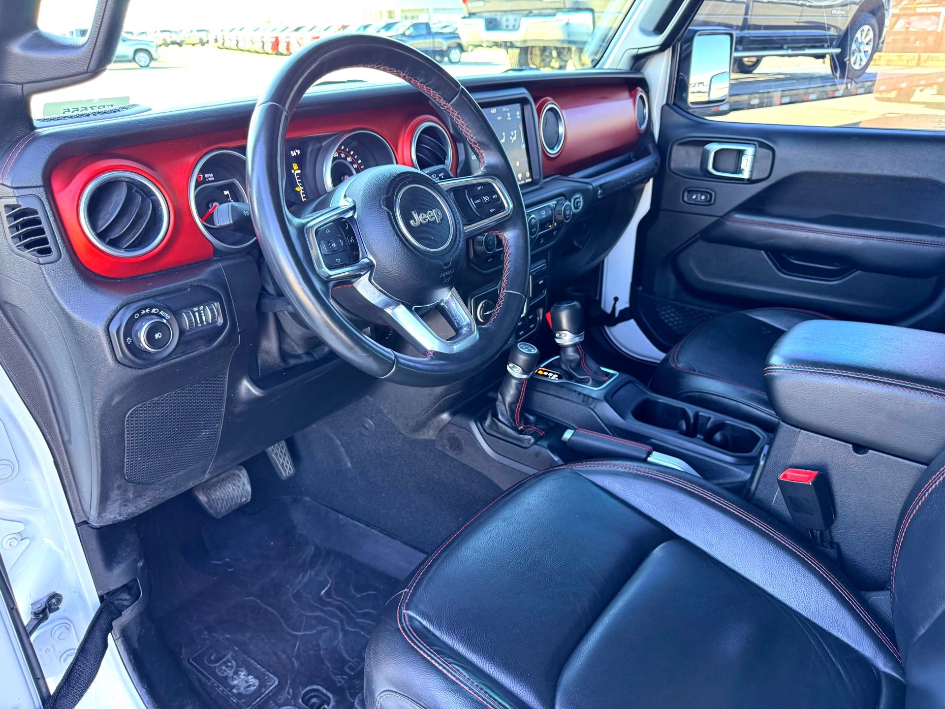 Used 2018 Jeep Wrangler Unlimited Rubicon image 14