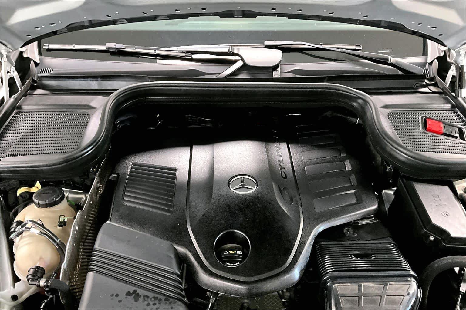 Certified 2021 Mercedes-Benz GLS 450 4MATIC image 30