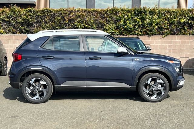 New 2026 Hyundai Venue SEL image 5