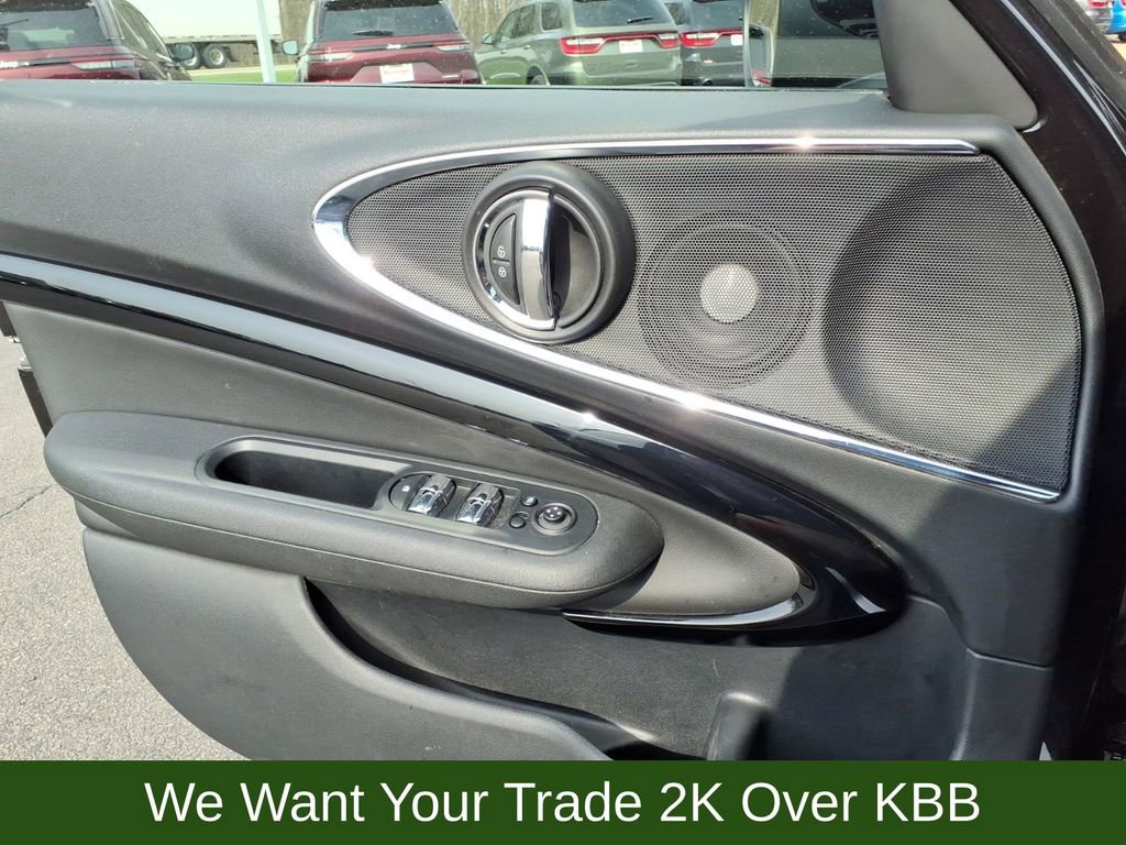 Used 2022 MINI Cooper Clubman S w/ Premium Package image 11