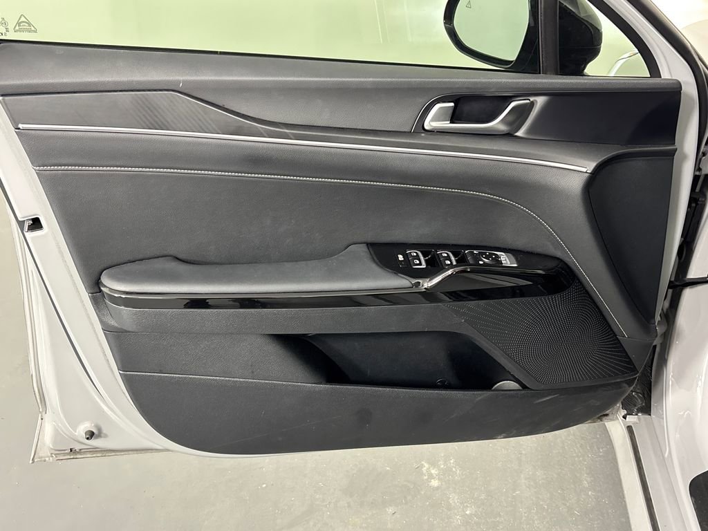 Used 2025 Kia K5 GT-Line image 29