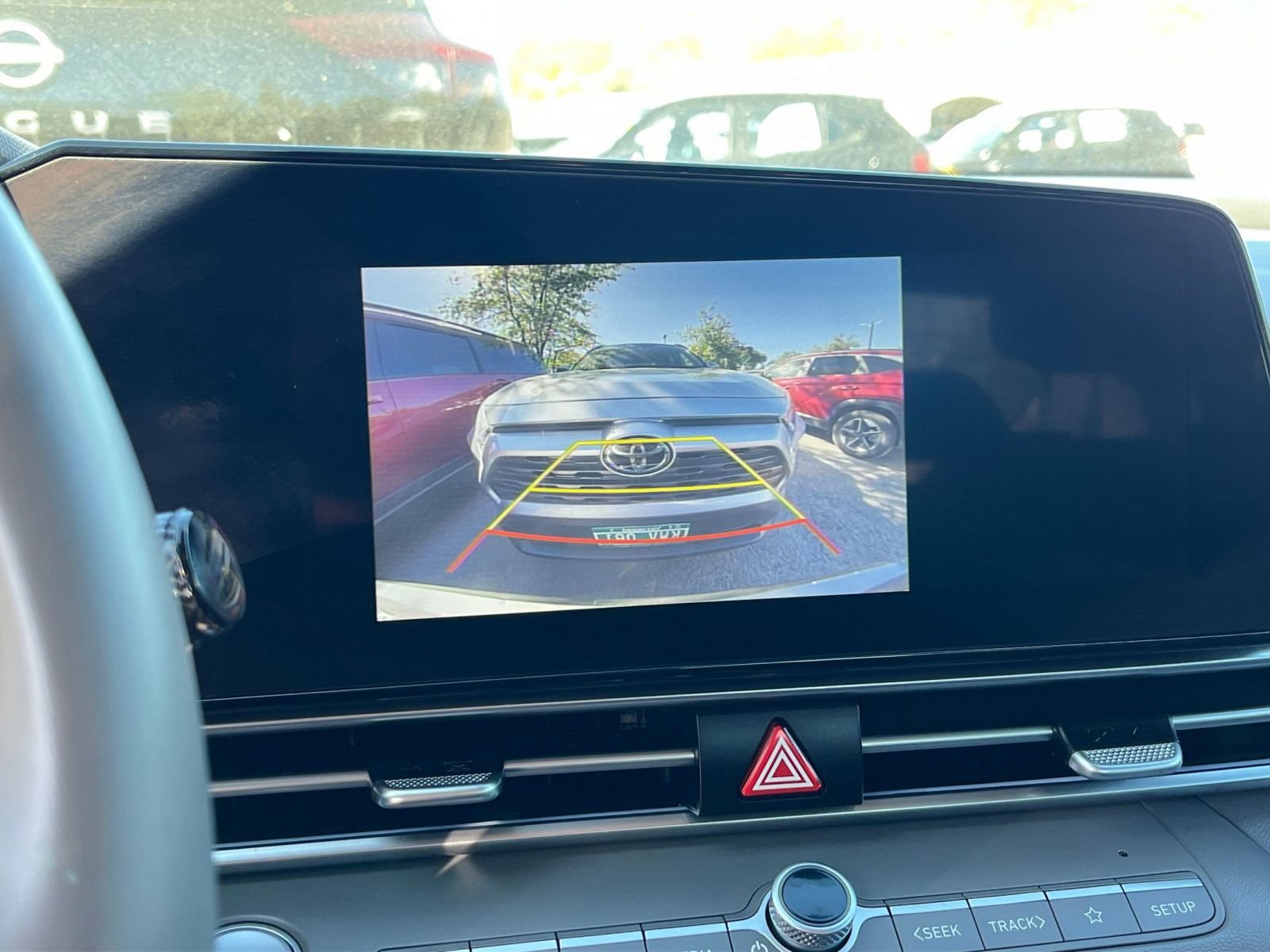 Used 2025 Hyundai Elantra SEL image 23