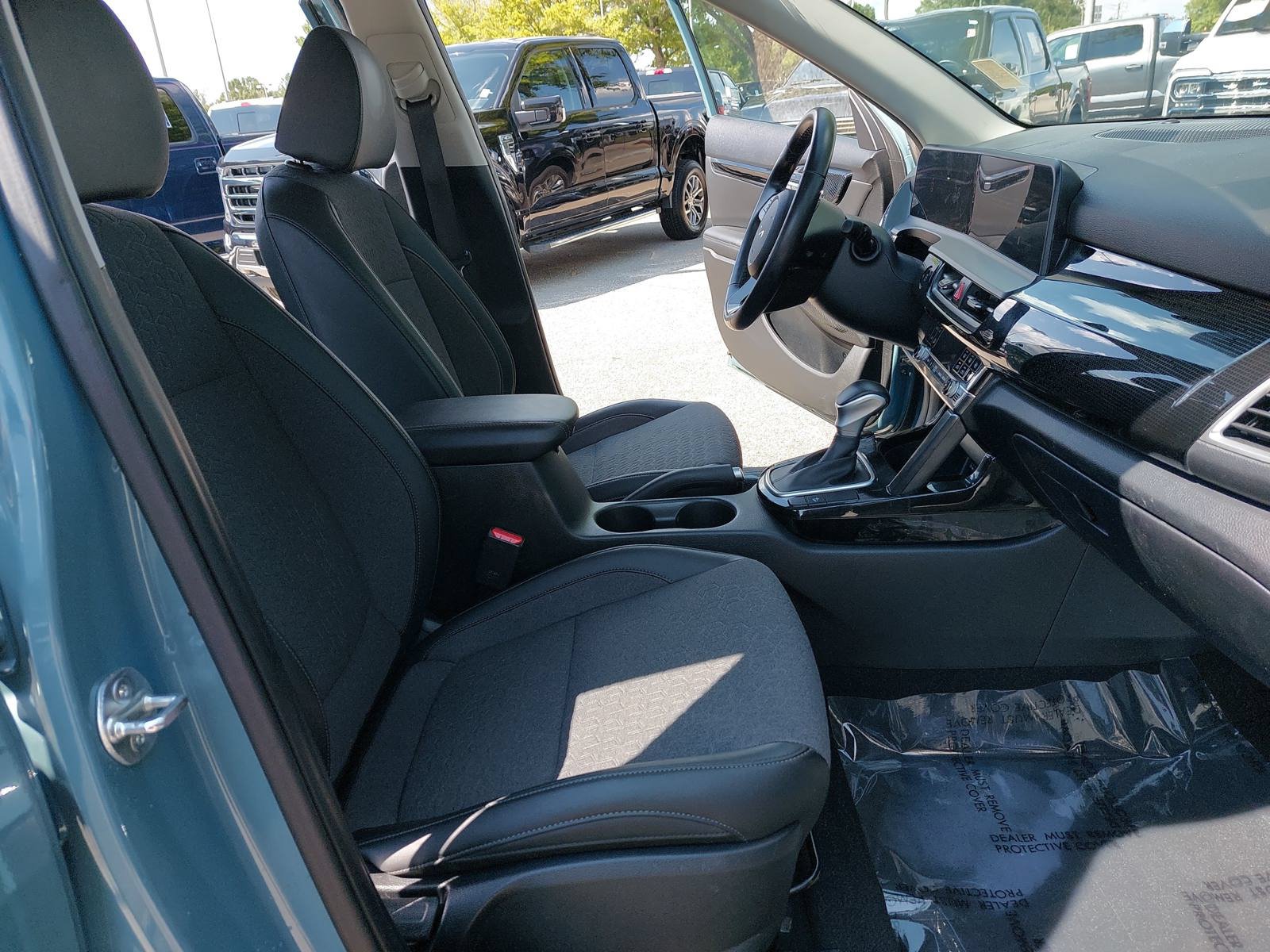 Used 2025 Kia Seltos S FWD image 10