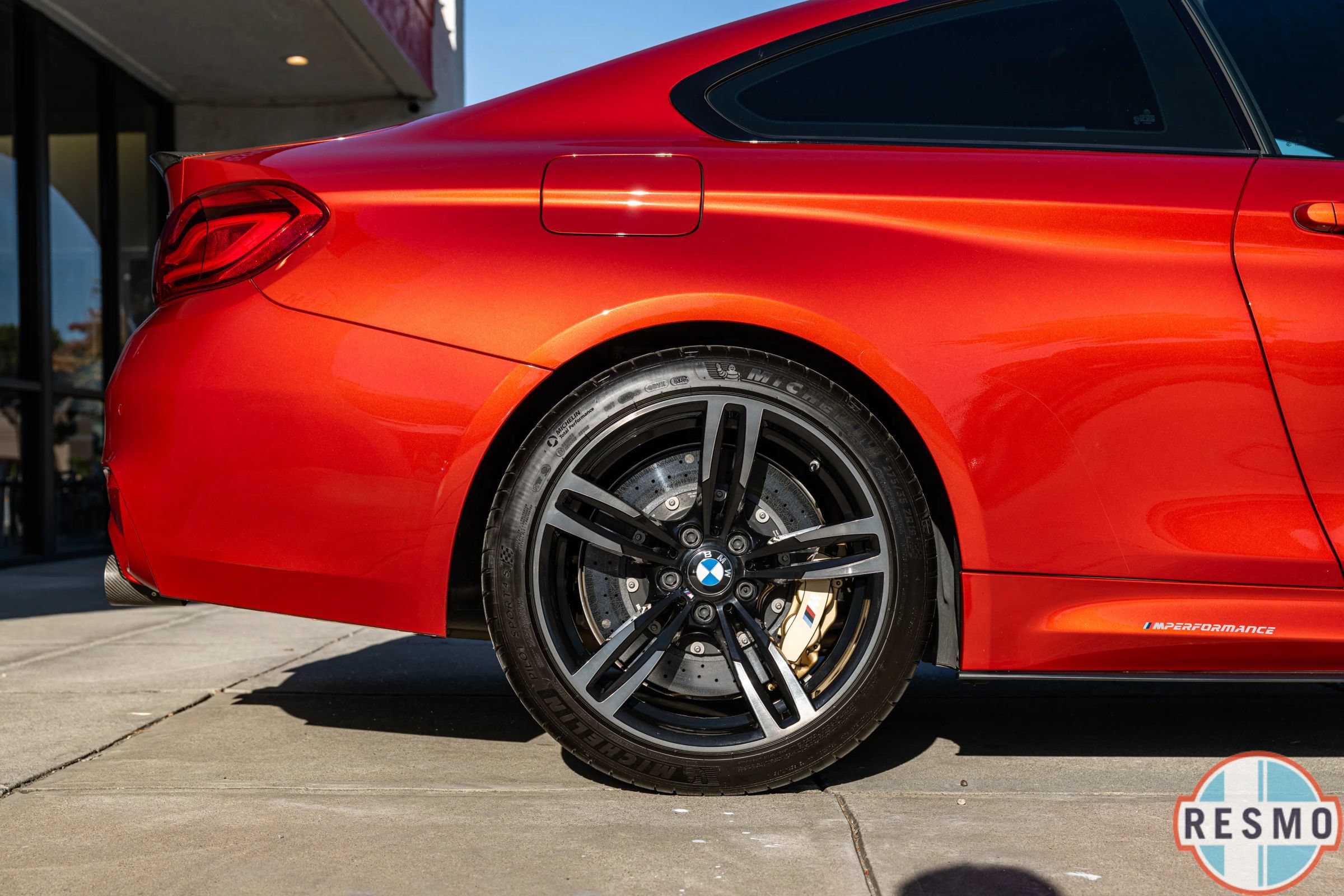 Used 2018 BMW M4 Coupe w/ Competition Package RWD image 25