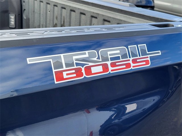 Used 2021 Chevrolet Silverado 1500 LT Trail Boss w/ Convenience Package II image 9