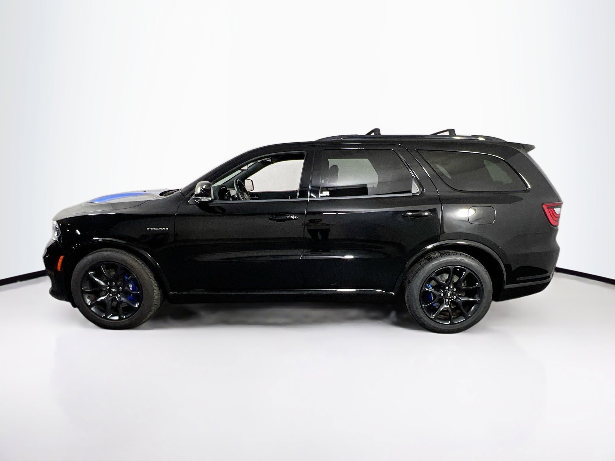 Used 2022 Dodge Durango R/T w/ Tow 'N Go Package image 8