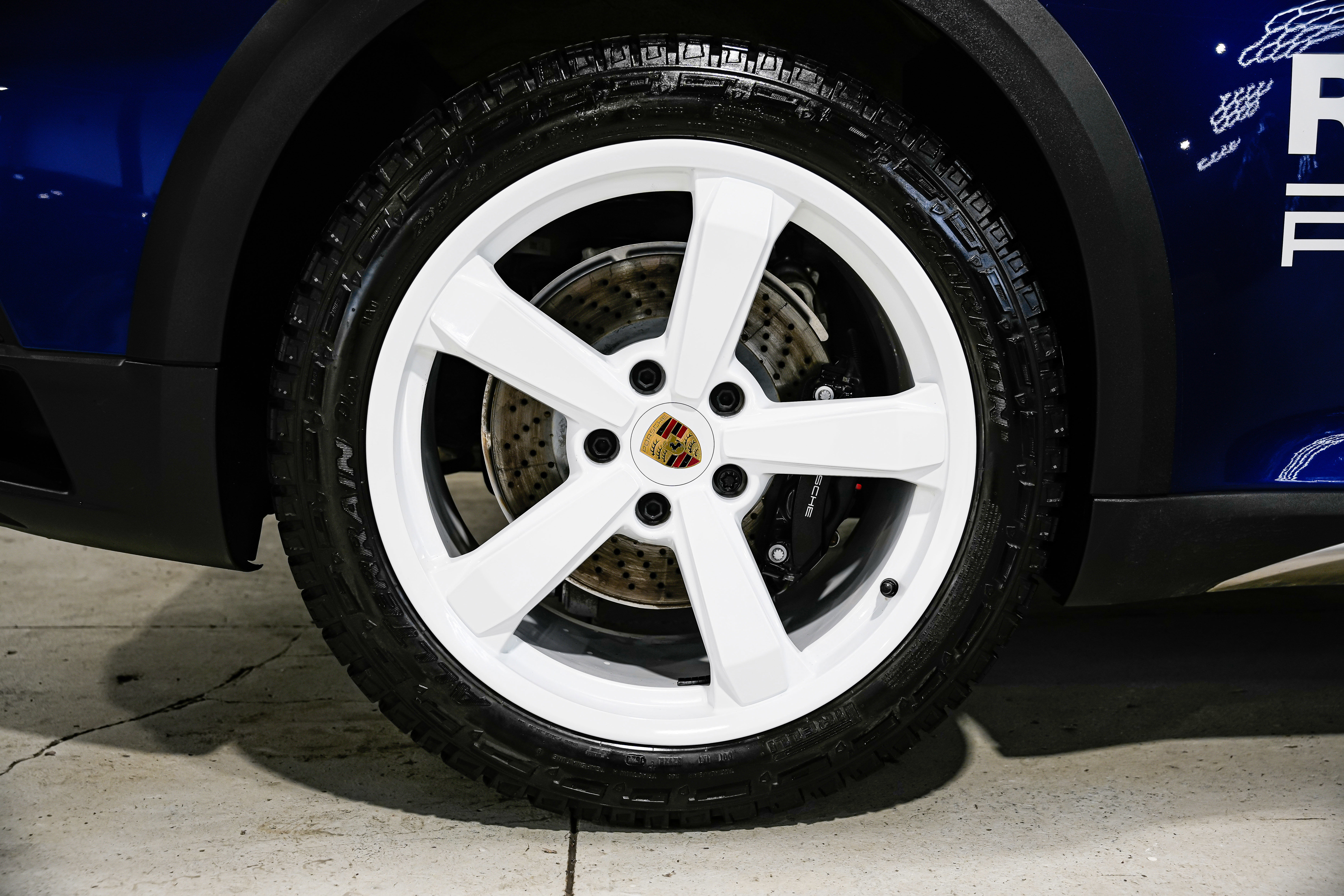 Used 2024 Porsche 911 Dakar image 55