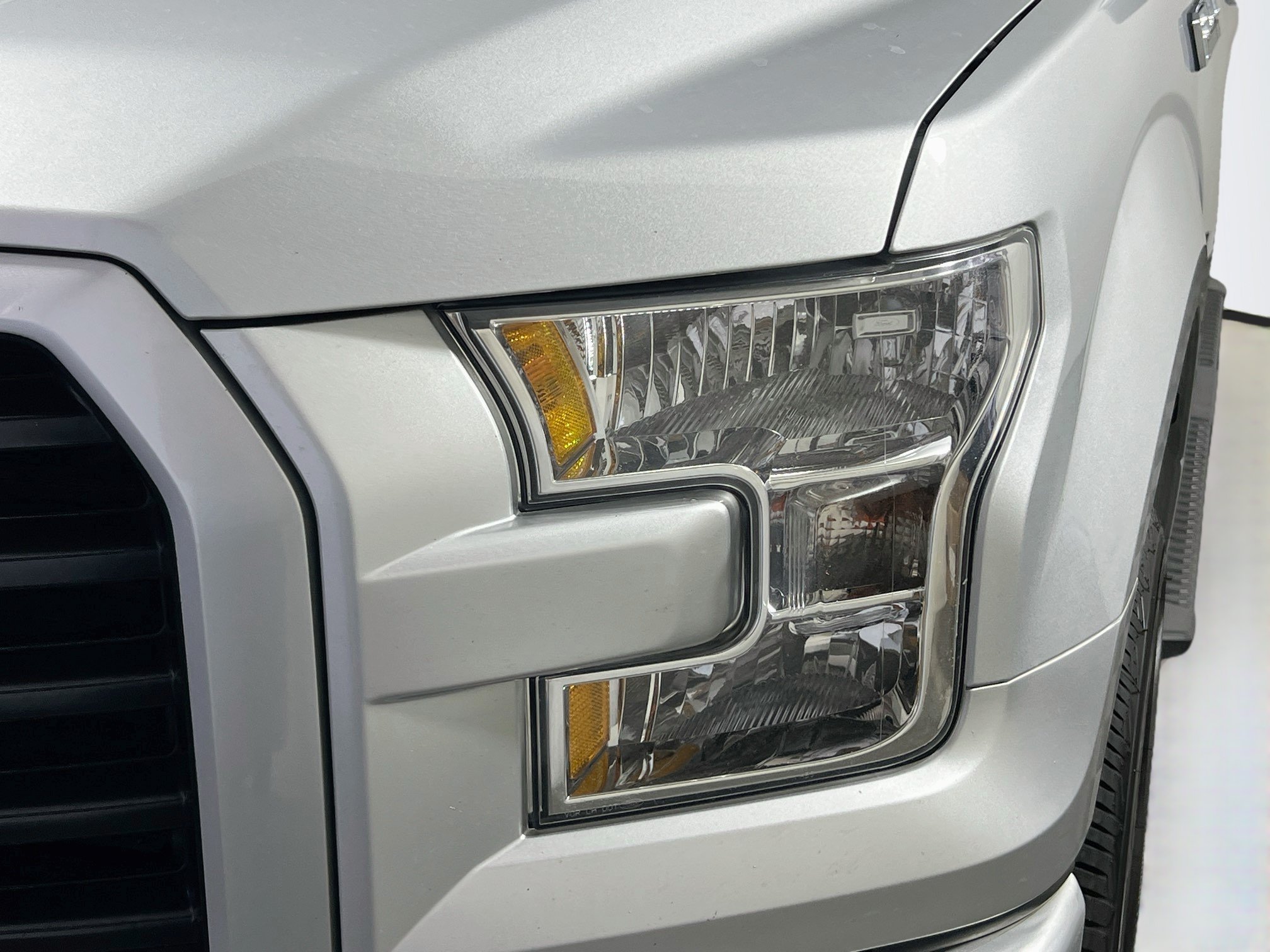 Used 2017 Ford F150 XL w/ Equipment Group 101A Mid AWD/4WD image 11